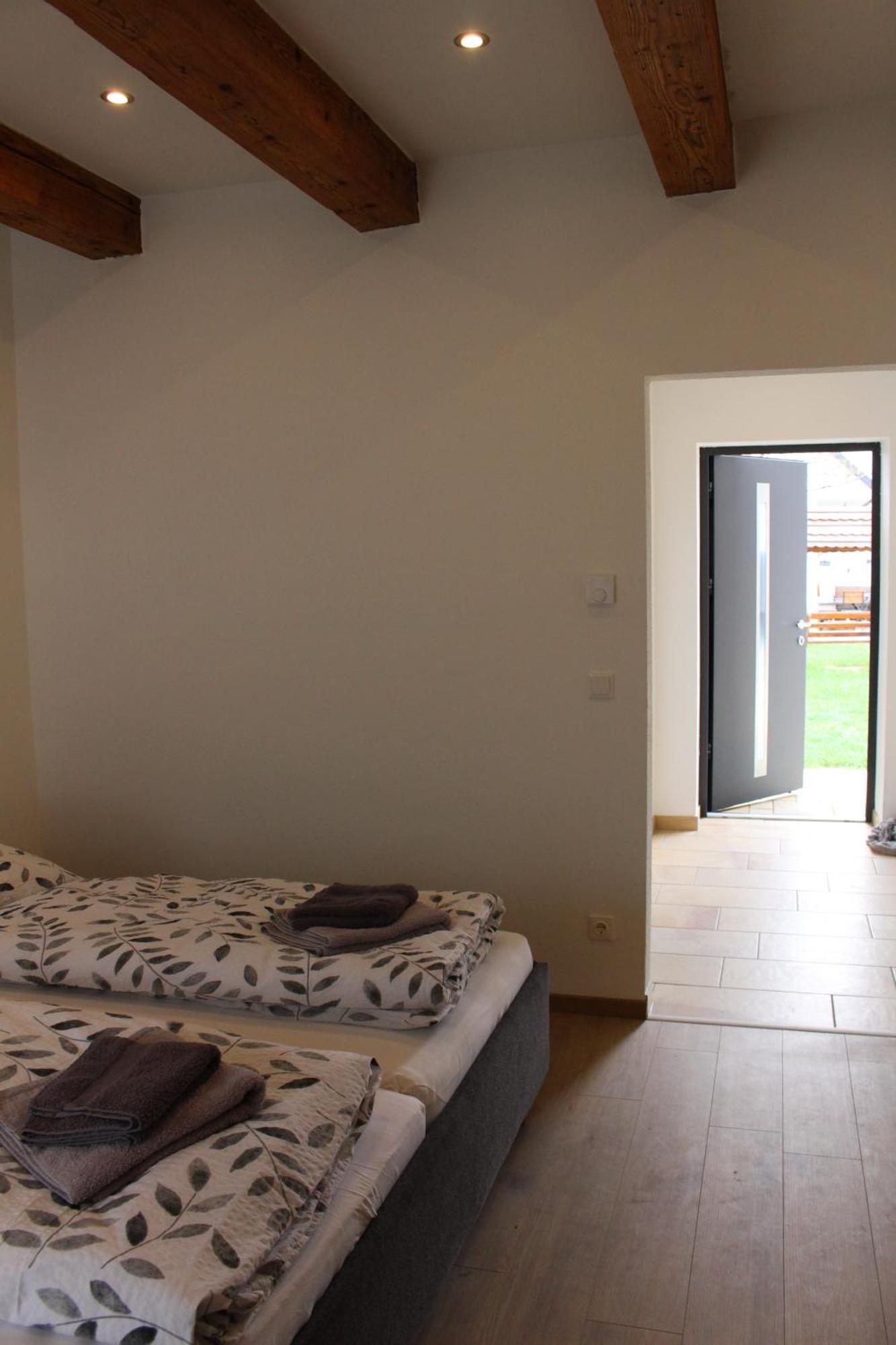 Weingut Thomas Brandl Bed & Breakfast Strass  Eksteriør bilde